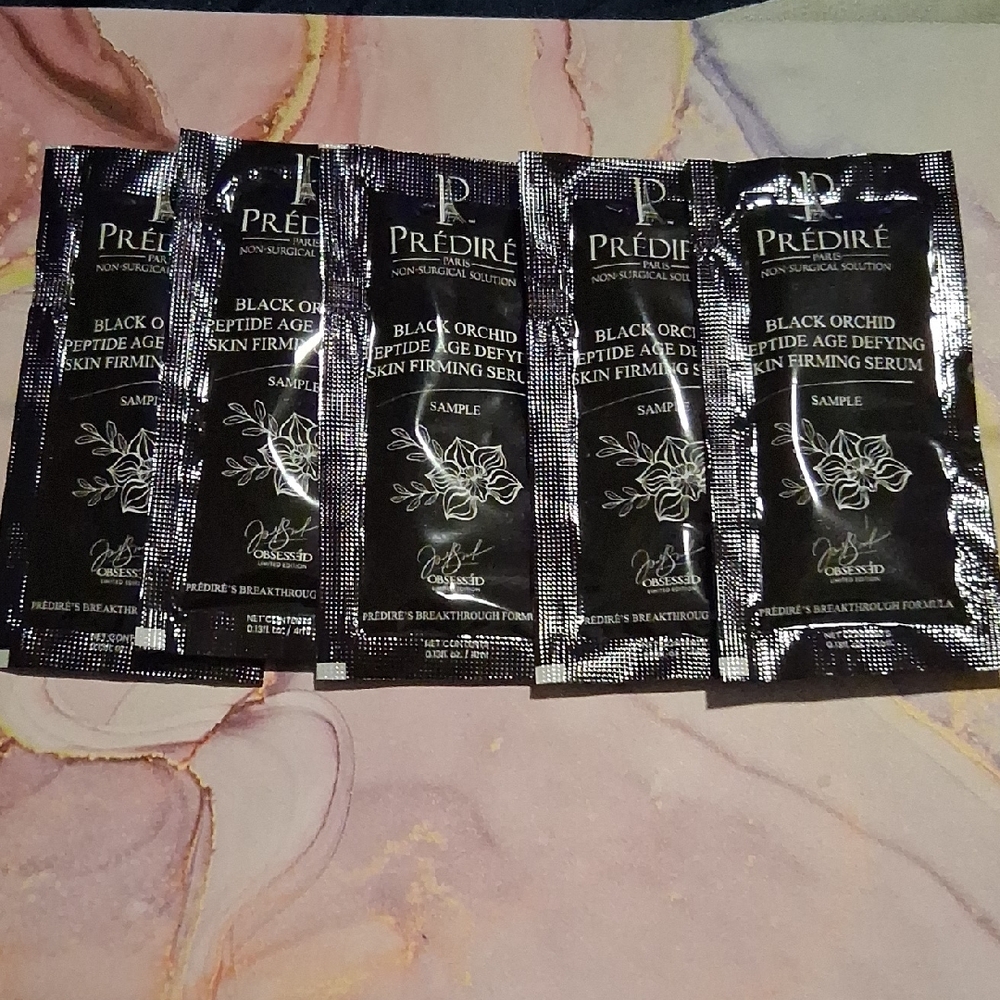 Prédiré Black Orchid Peptide Age Defying Skin Firming Serum - Black